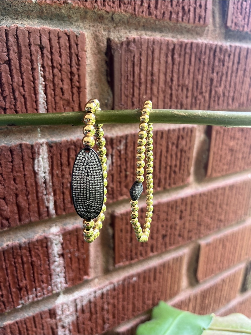 Gold Beaded Pavé Oval Pendant Bracelet - Women Jewelry